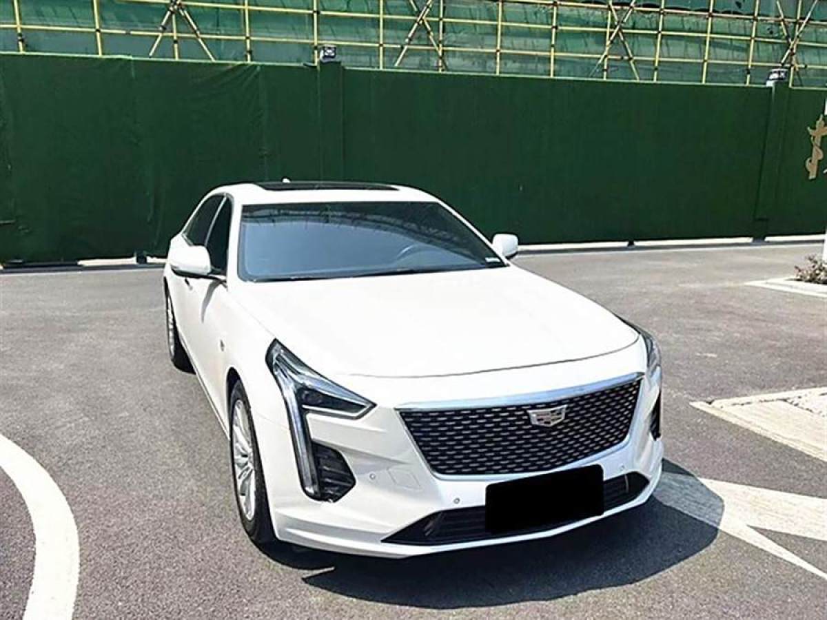 凱迪拉克 CT6  2019款 28T 時(shí)尚型圖片