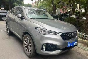 奔驰A级 奔驰  A 220 L 4MATIC 运动轿车