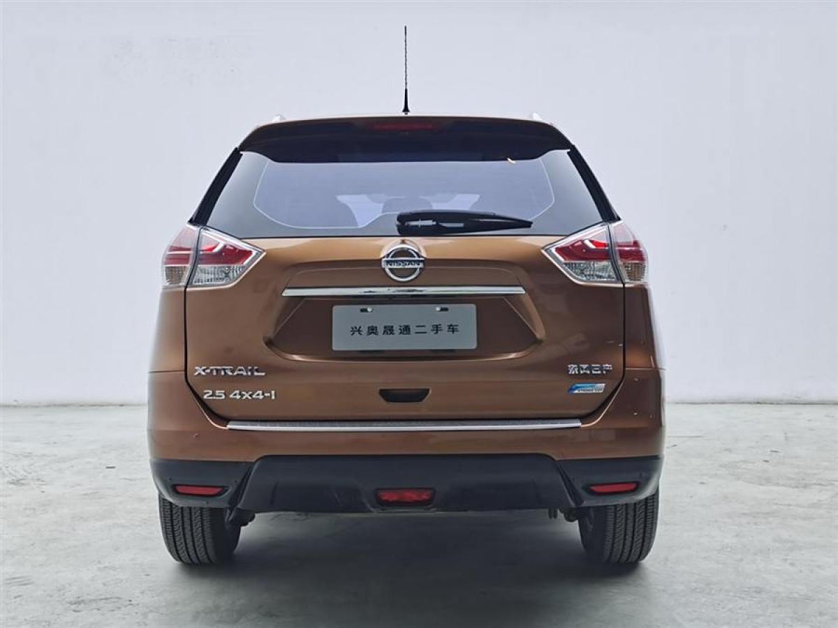 日產(chǎn) 奇駿  2014款 2.5L CVT豪華版 4WD圖片