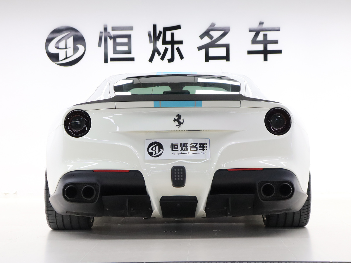 2013年11月法拉利 F12berlinetta  2013款 6.3L 標(biāo)準(zhǔn)型