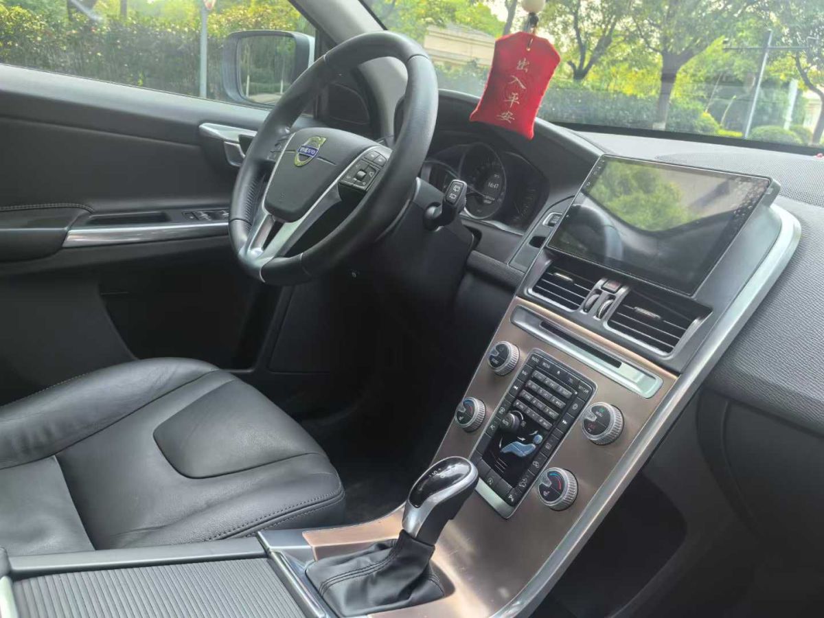 沃爾沃 XC60  2017款 2.0T T5 AWD 個性運動版圖片