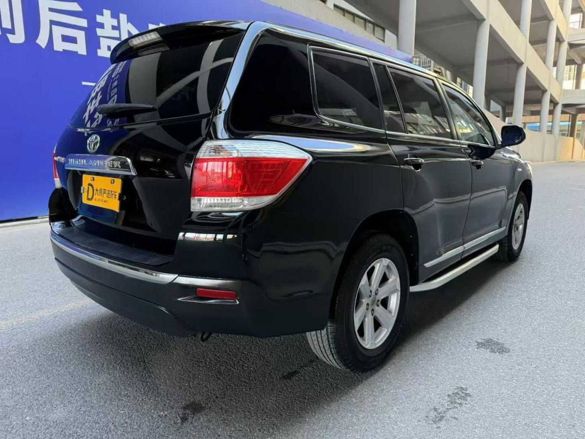 豐田 漢蘭達(dá)  2013款 2.7L 兩驅(qū)5座紫金版圖片