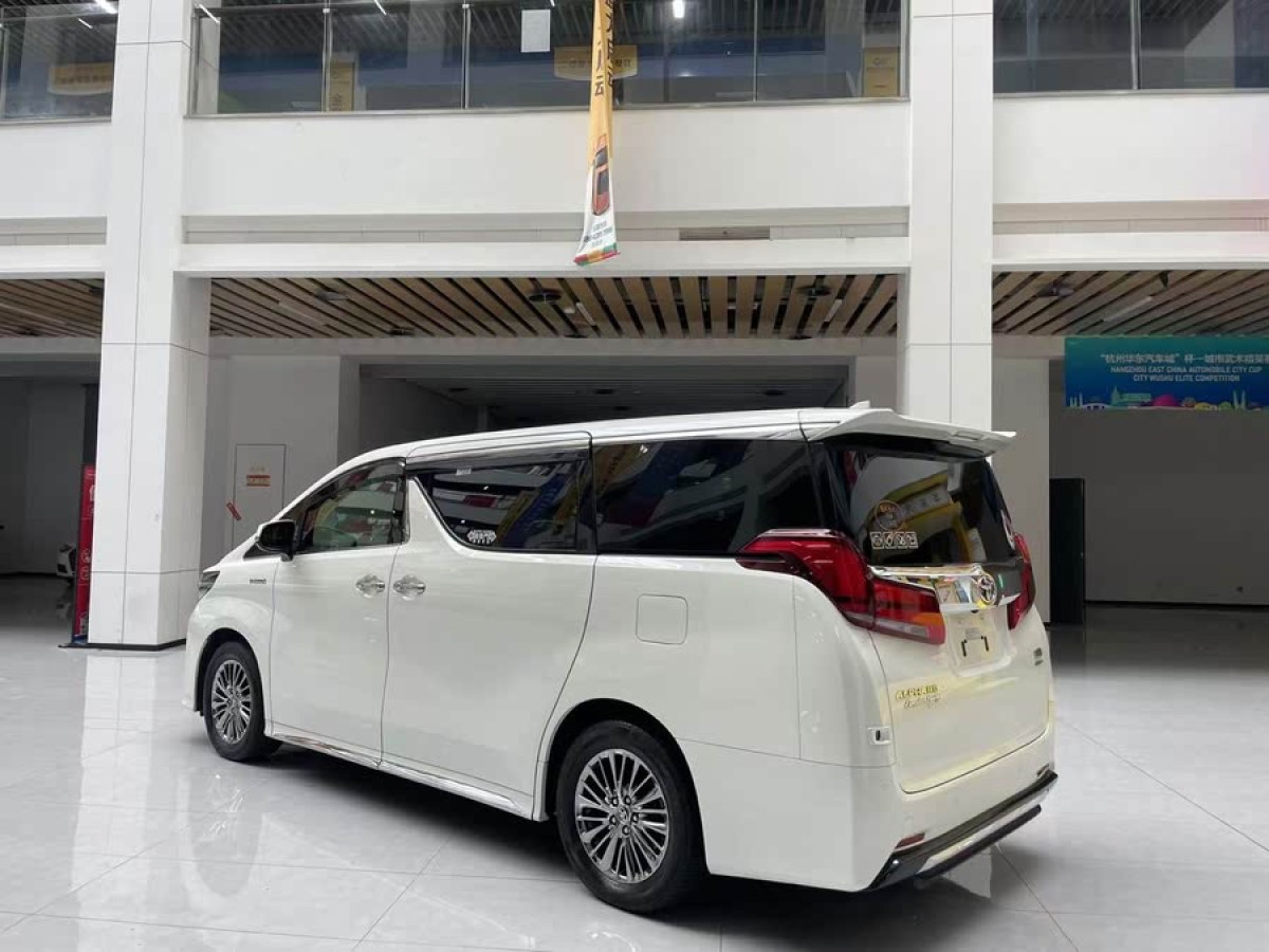 豐田 埃爾法  2021款 雙擎 2.5L 尊貴版圖片