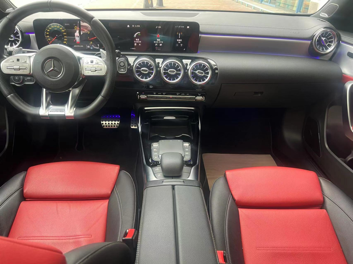 奔驰 奔驰A级AMG  2020款 改款 AMG A 35 4MATIC图片