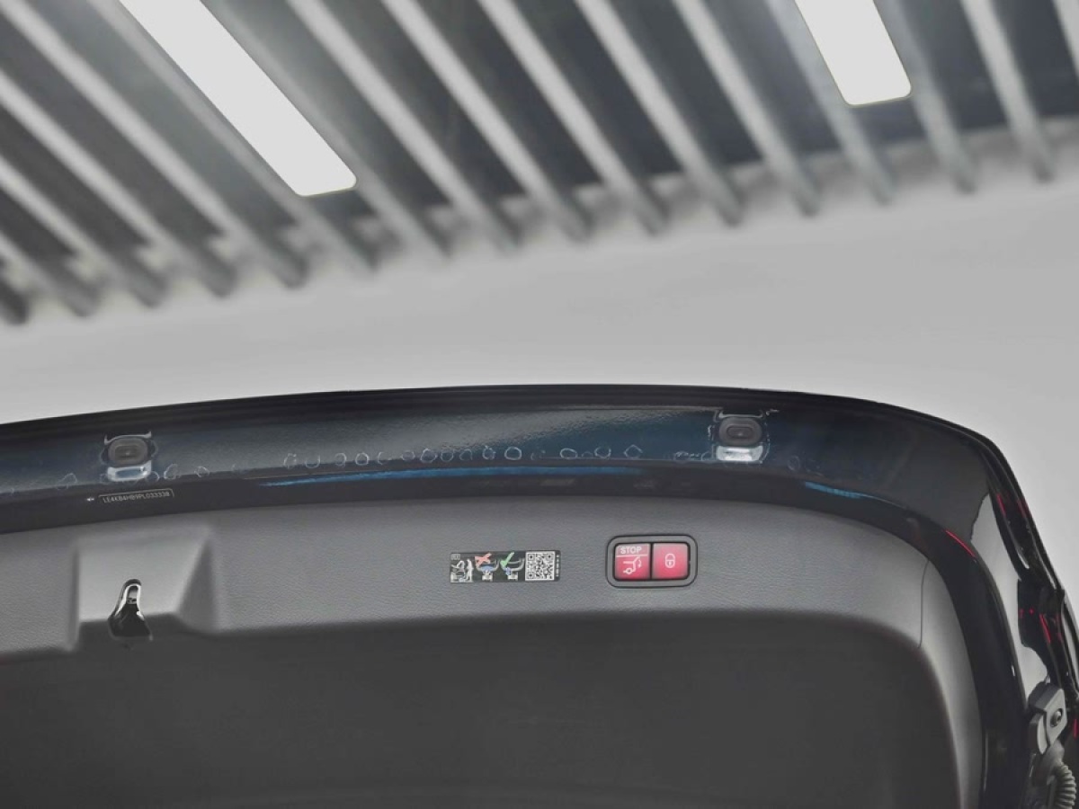 奔馳 奔馳GLC  2025款 改款 GLC 300 L 4MATIC 豪華型 7座圖片