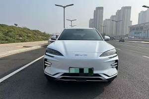 宋PLUS新能源 比亚迪 荣耀版 EV 520km 尊贵型