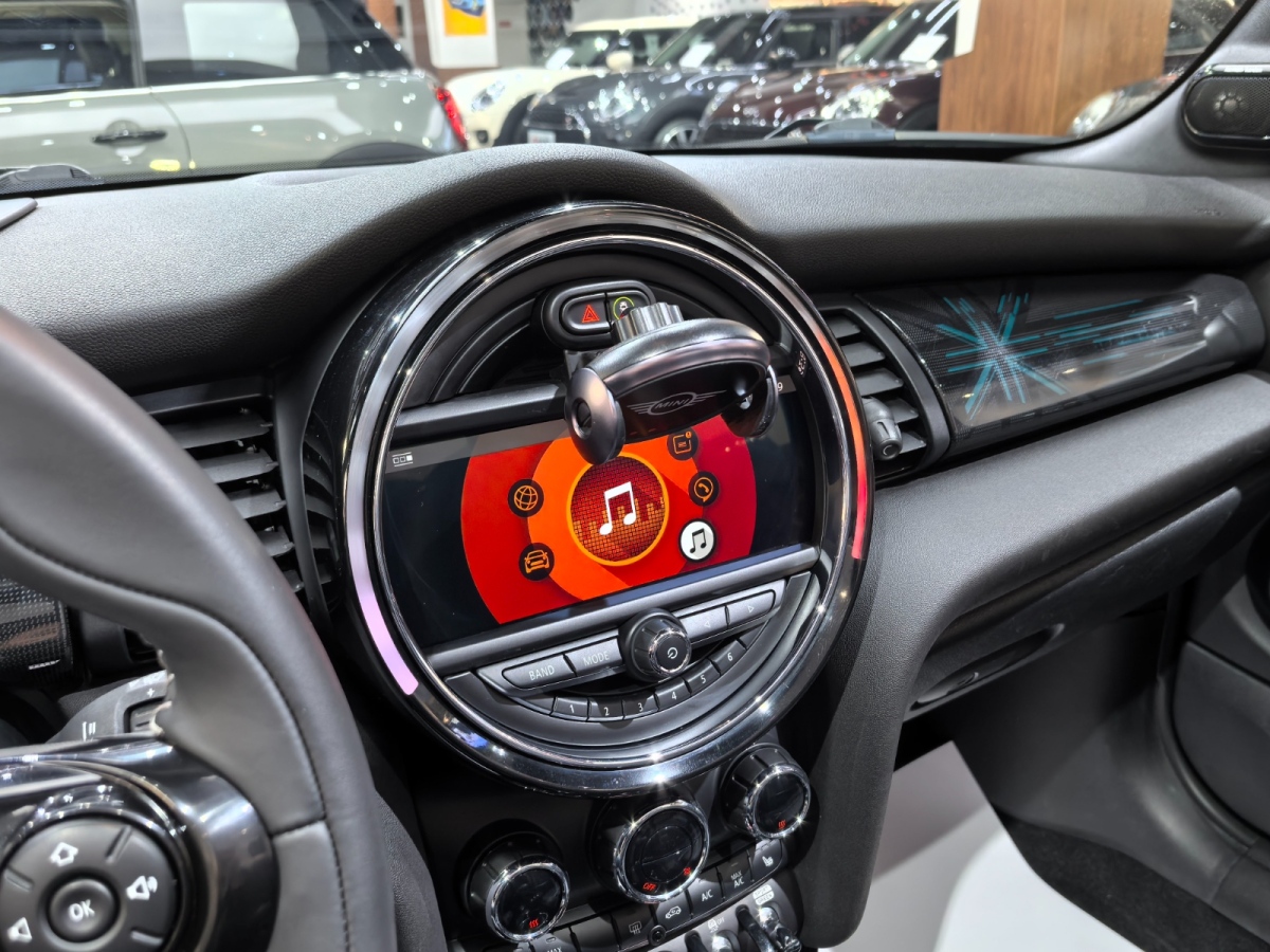 MINI MINI  2019款 1.5T COOPER CABRIO 好色版圖片