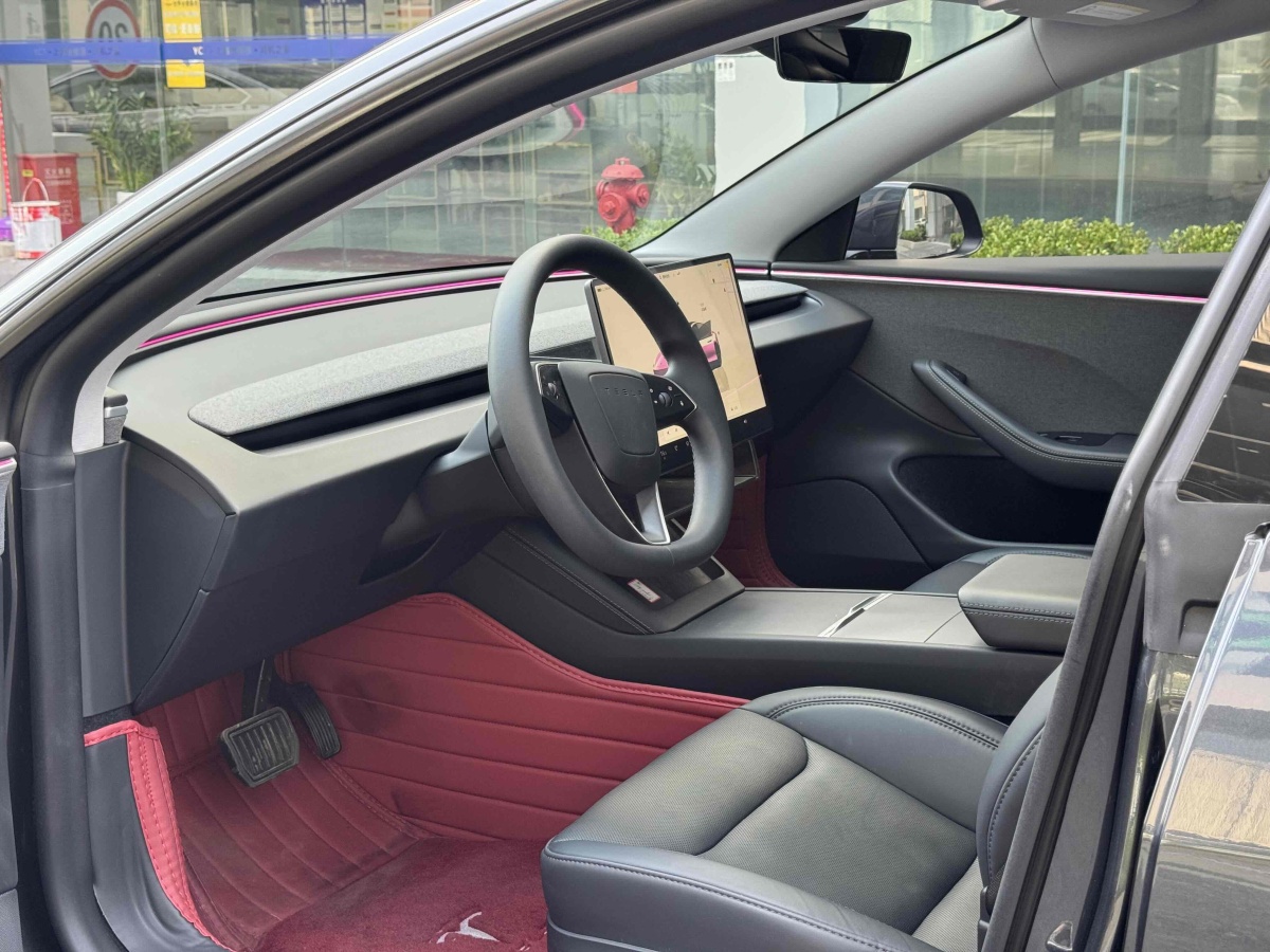 特斯拉 Model 3  2023款 煥新版 后輪驅(qū)動圖片