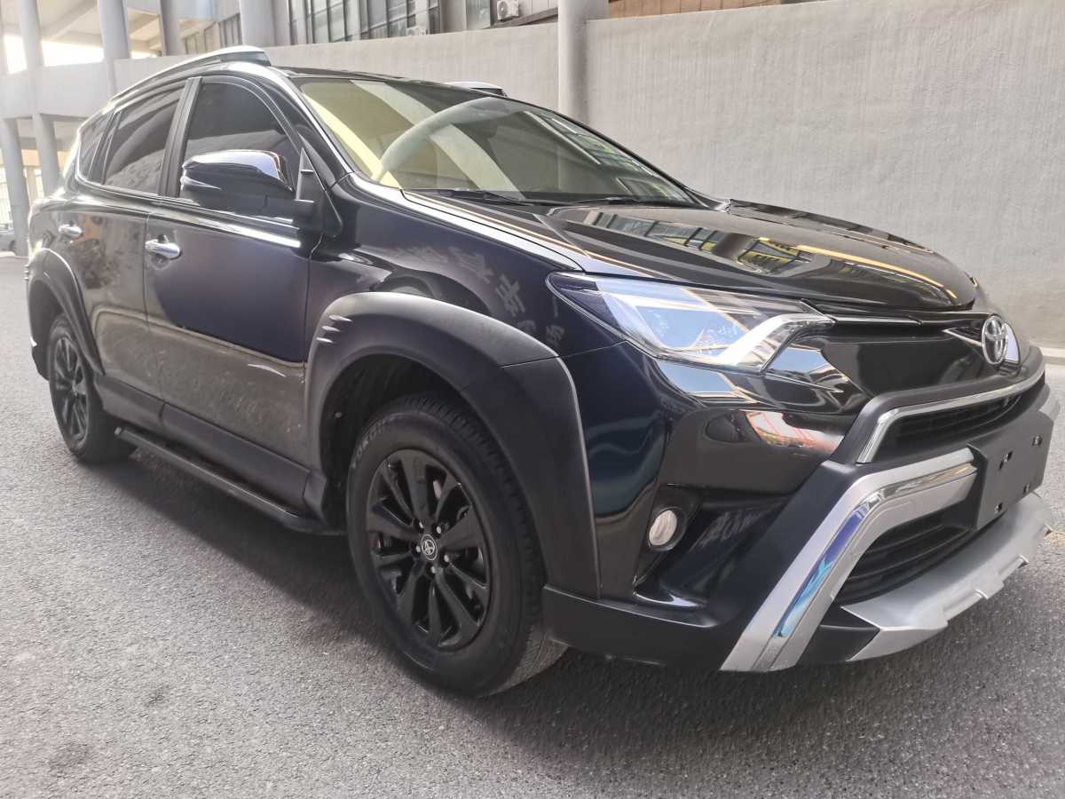 2019年7月豐田 RAV4榮放  2019款 2.0L CVT兩驅(qū)風(fēng)尚X限量版 國(guó)VI