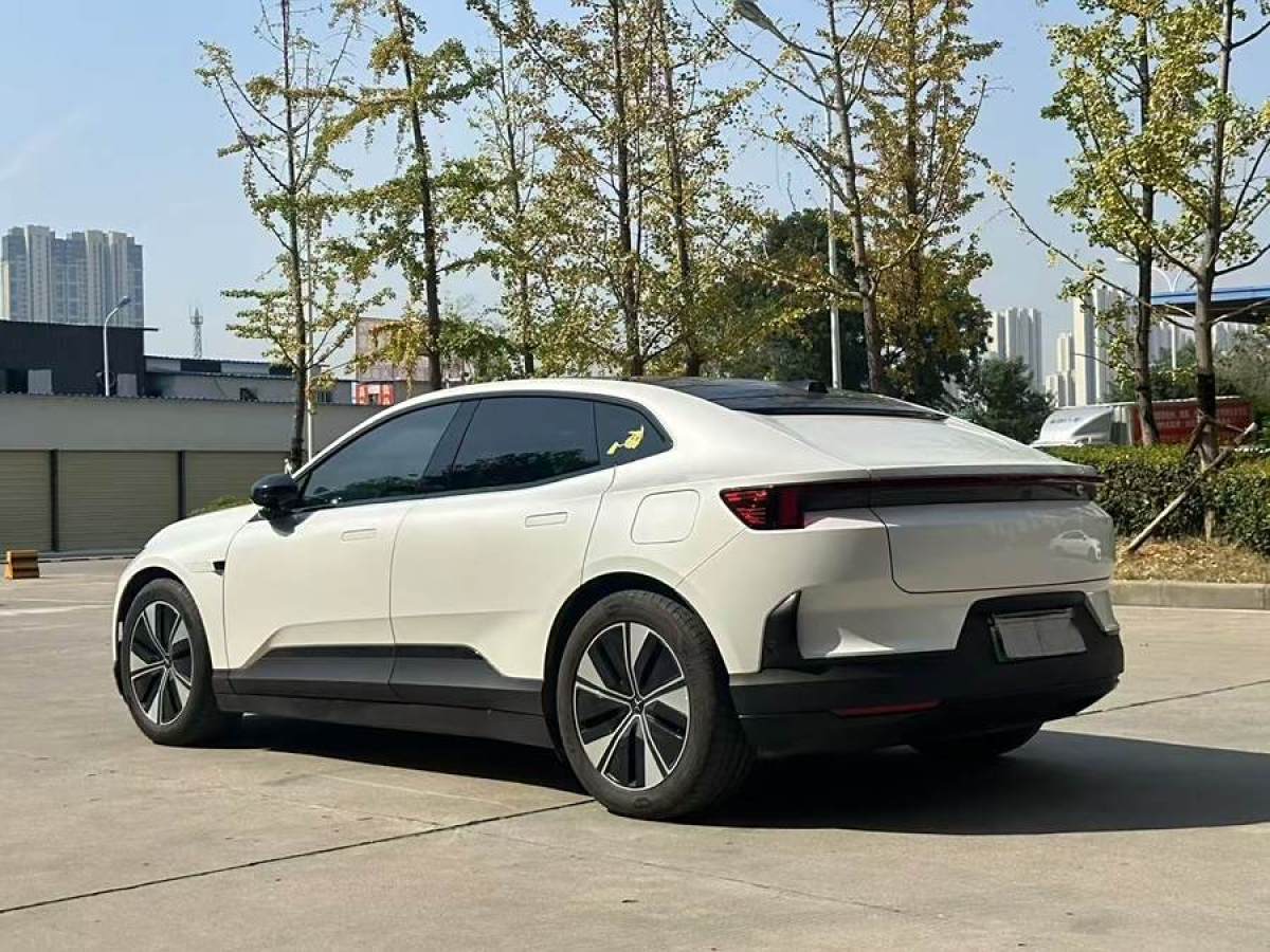 Polestar極星 Polestar 4  2024款 單電機(jī)標(biāo)準(zhǔn)續(xù)航圖片