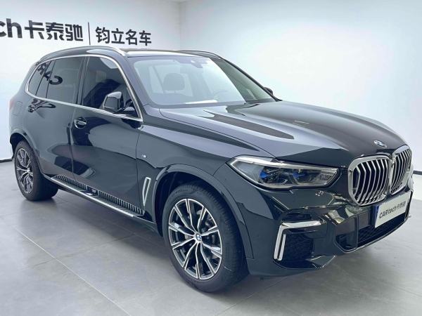 宝马X5 2022款 xDrive 30Li 尊享型M运动套装