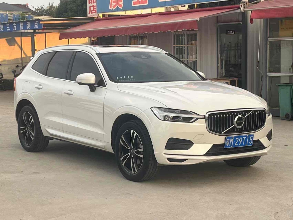 沃爾沃 XC60  2019款  T5 四驅(qū)智逸版 國(guó)VI圖片