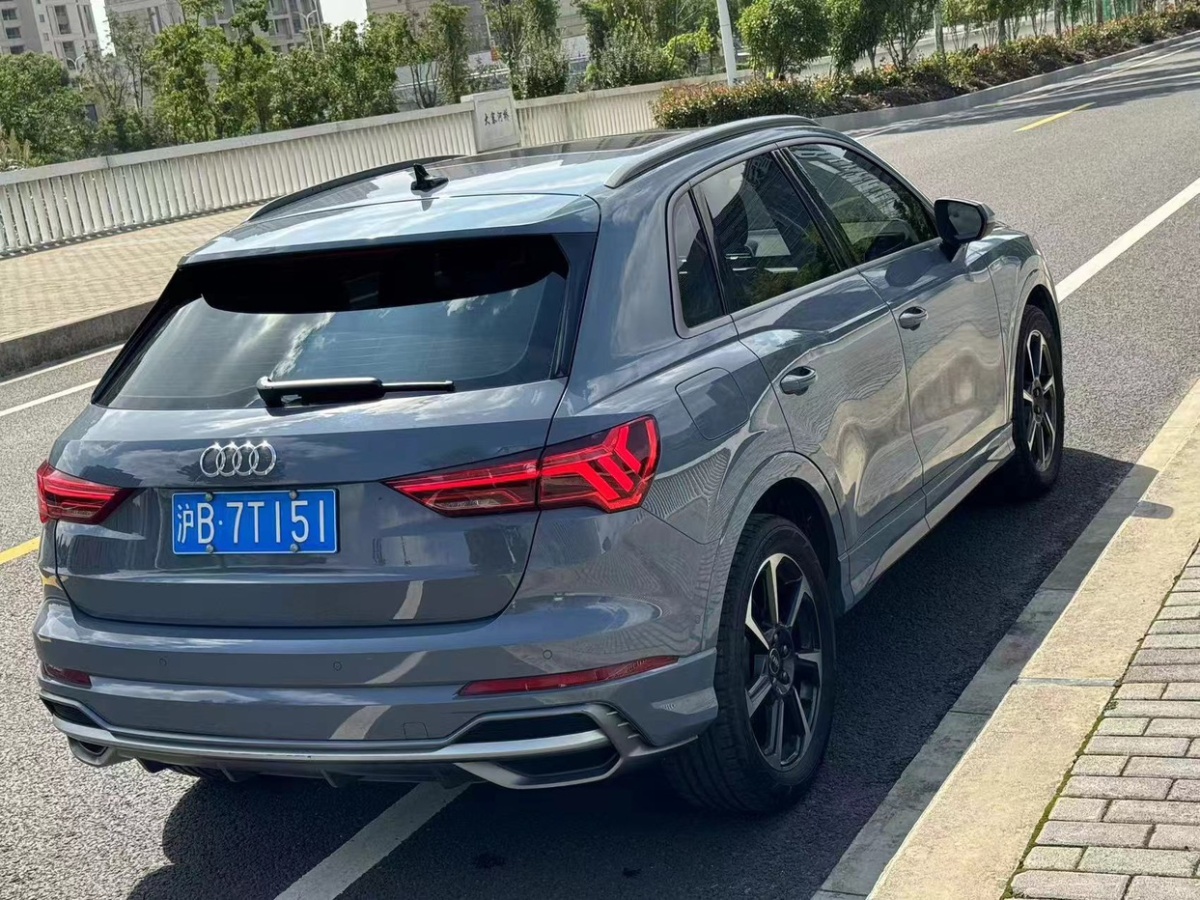 奧迪 奧迪Q3  2022款 40 TFSI RS套件燃速型圖片