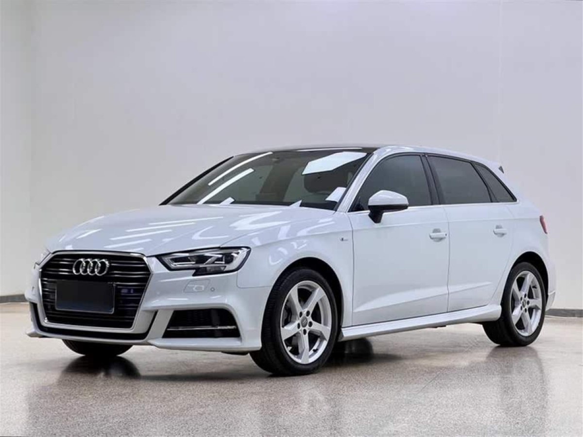 奧迪 奧迪A3  2019款 Sportback 35 TFSI 時(shí)尚型 國VI圖片