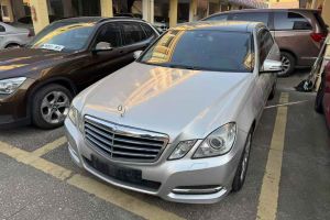 奔馳E級 奔馳 E 200 L CGI優(yōu)雅型