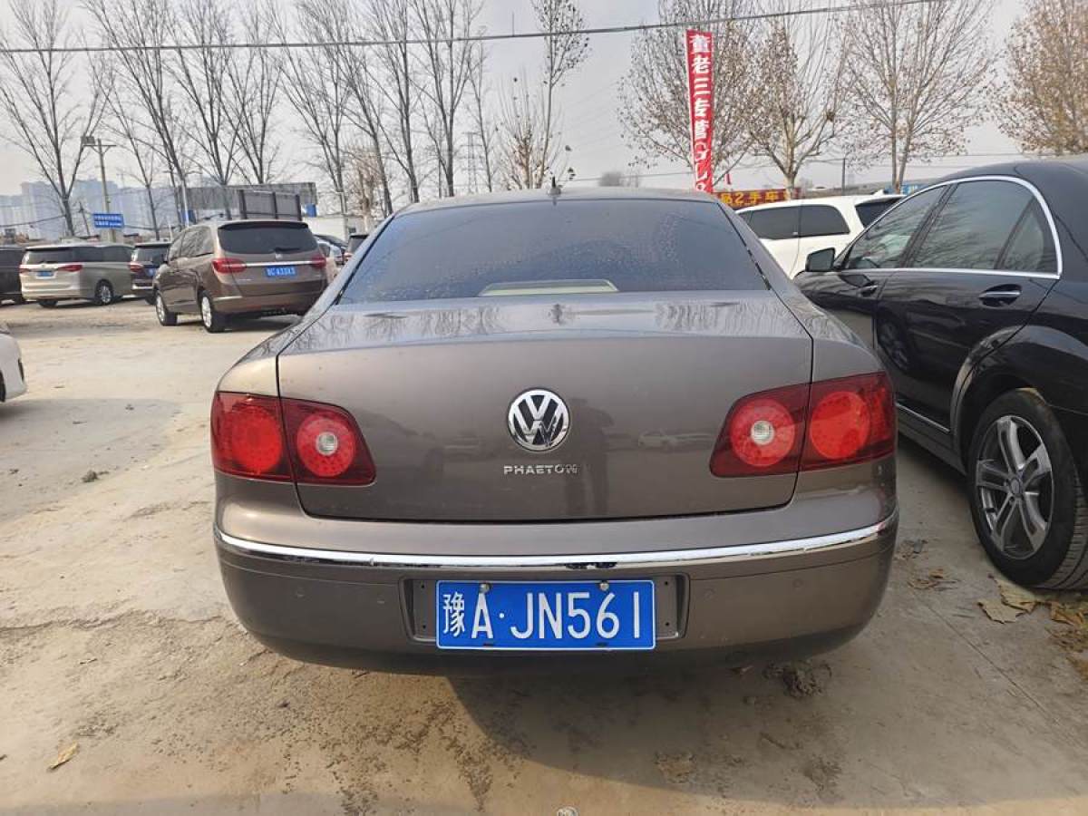 大眾 輝騰  2009款 3.6L V6 4座加長(zhǎng)行政版圖片