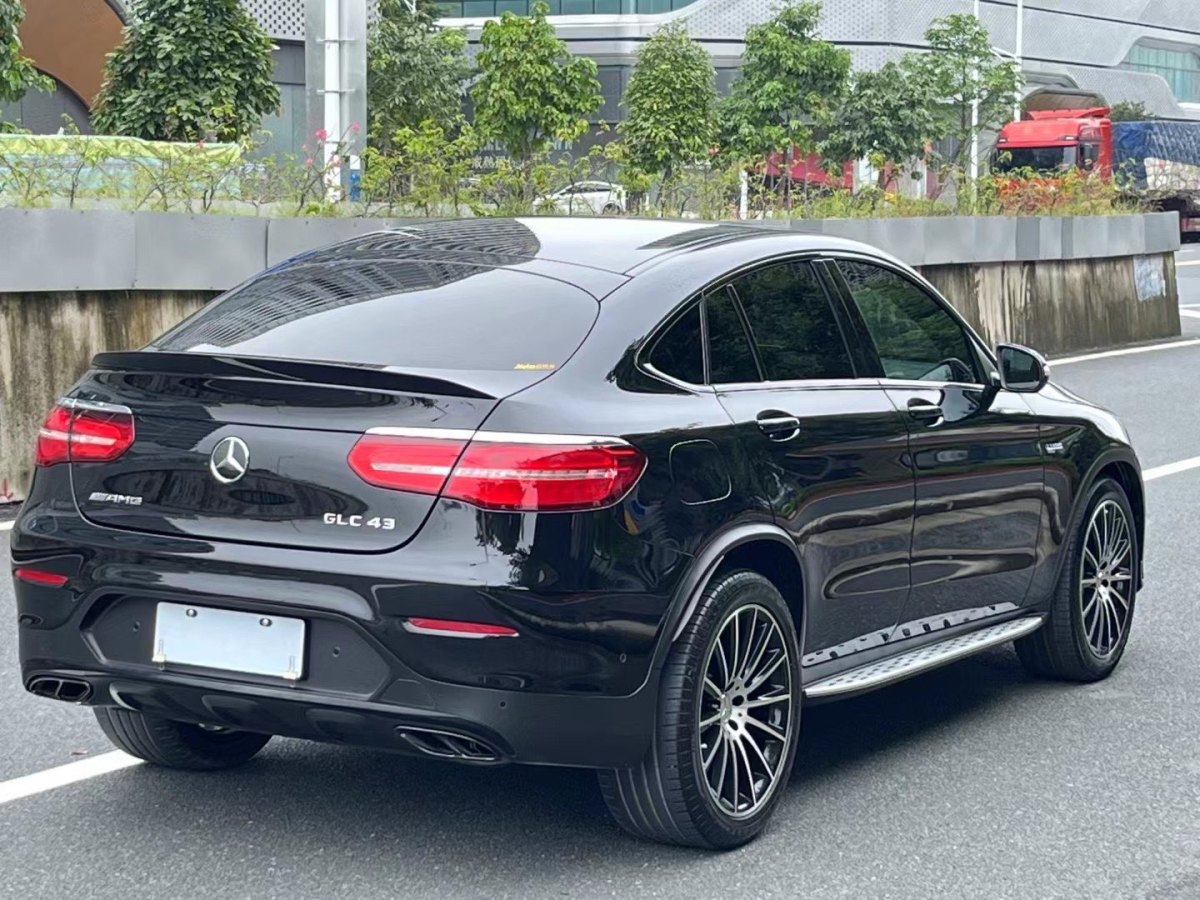 奔馳 奔馳GLC轎跑 AMG  2017款 AMG GLC 43 4MATIC 轎跑SUV圖片