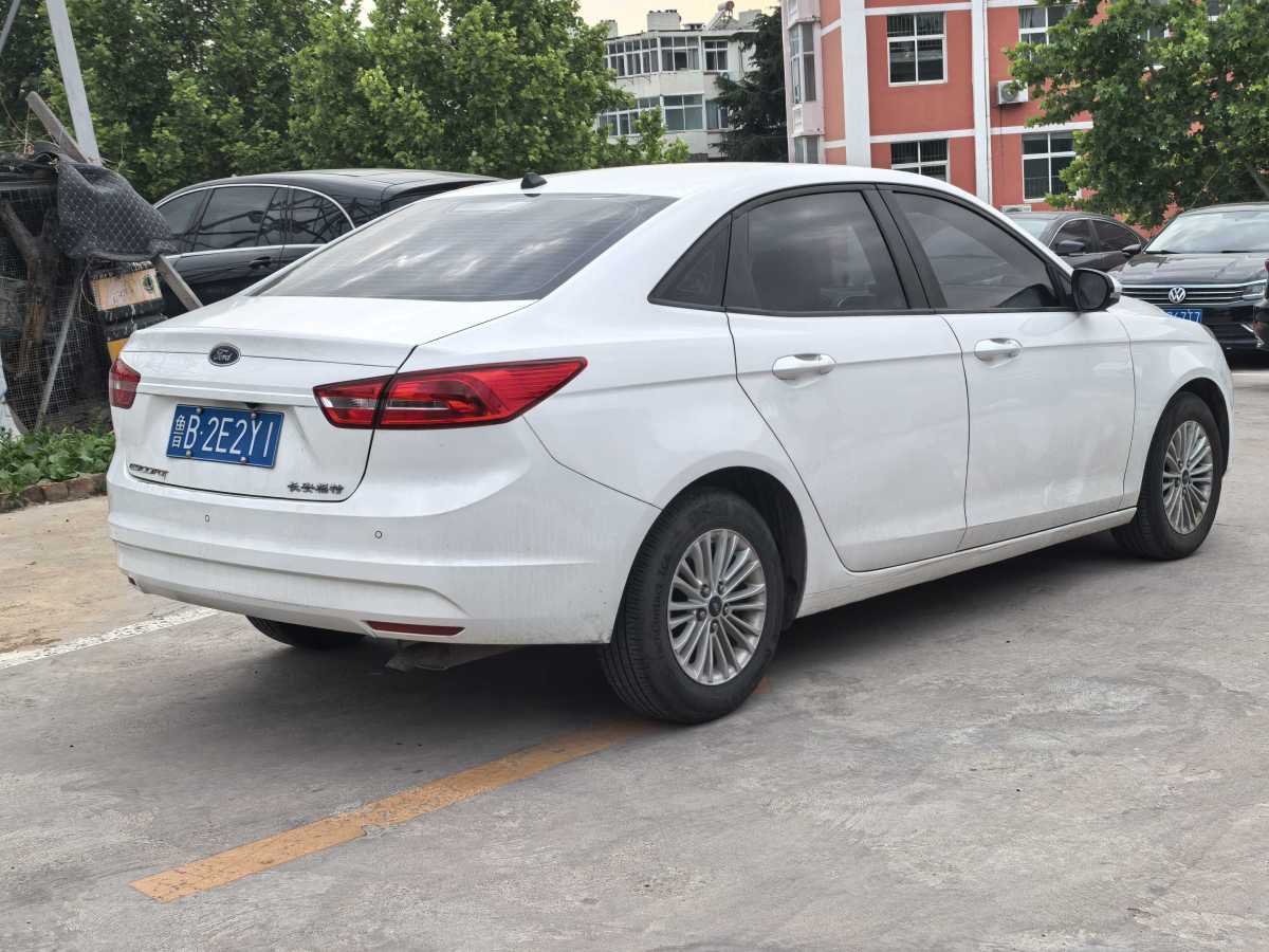福特 福睿斯  2017款 改款 1.5L 自動(dòng)舒適型圖片