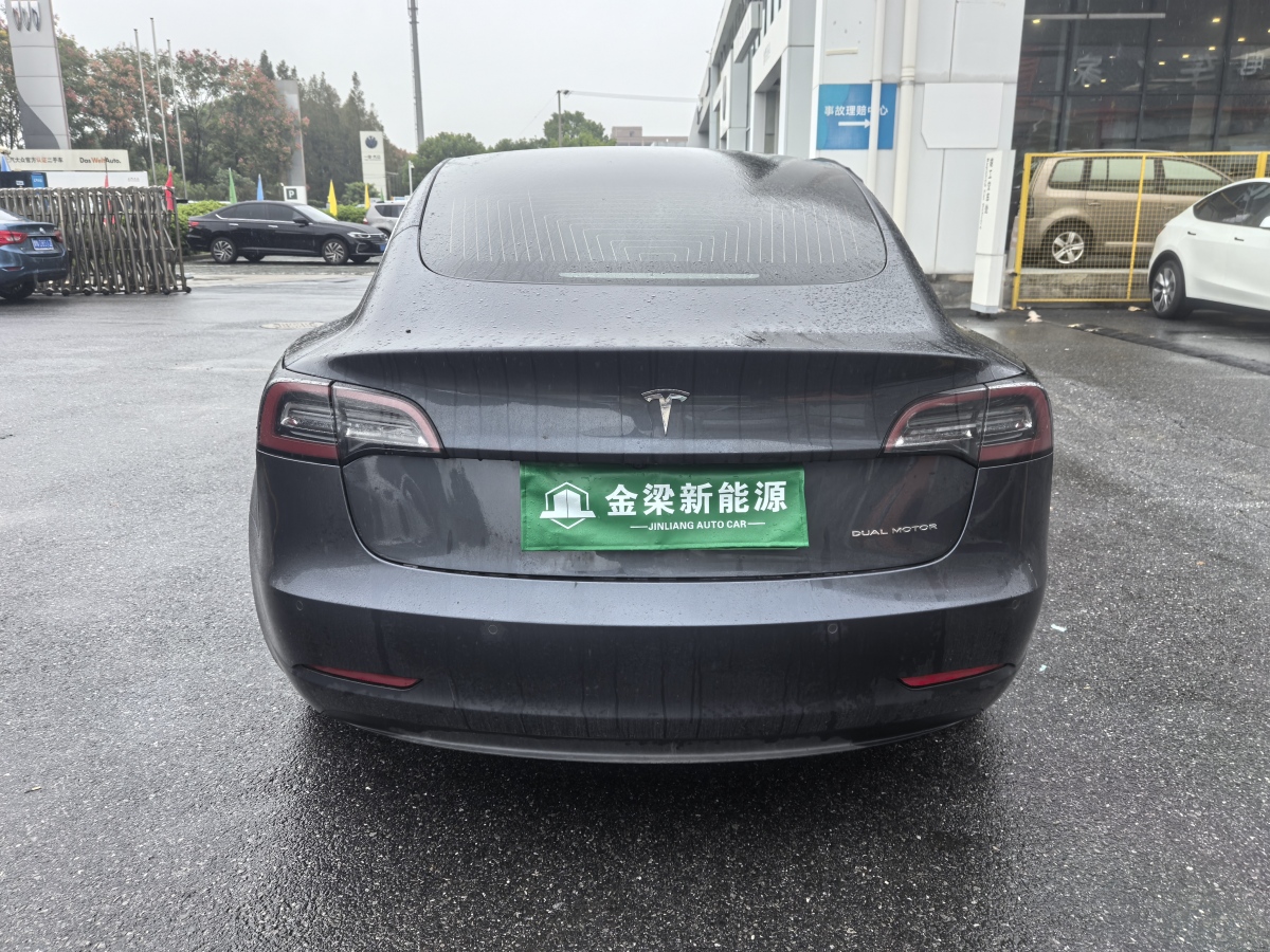 2019年12月特斯拉 Model 3  2019款 長續(xù)航全輪驅(qū)動版