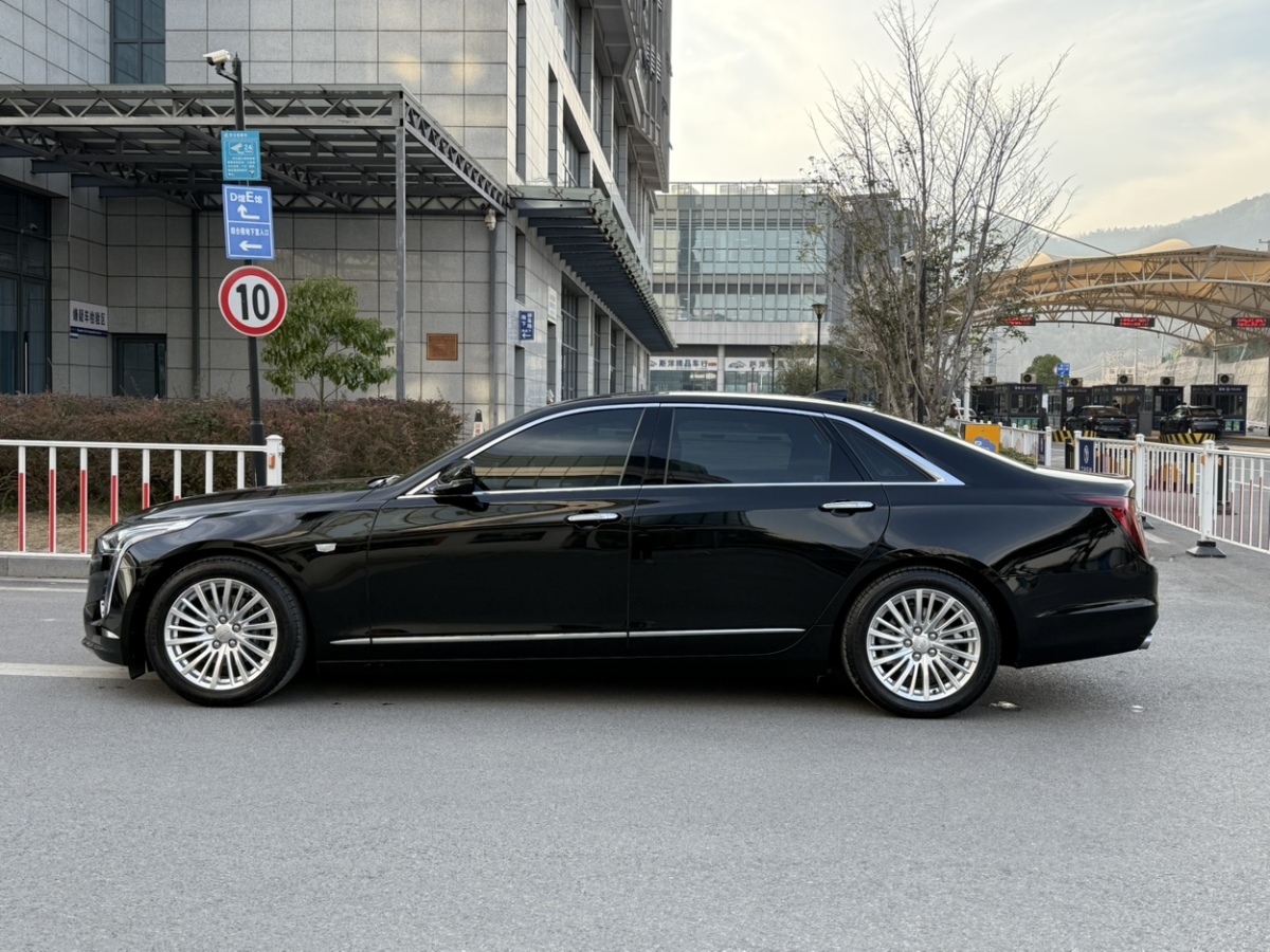 凱迪拉克 CT6  2023款 28T 豪華型圖片