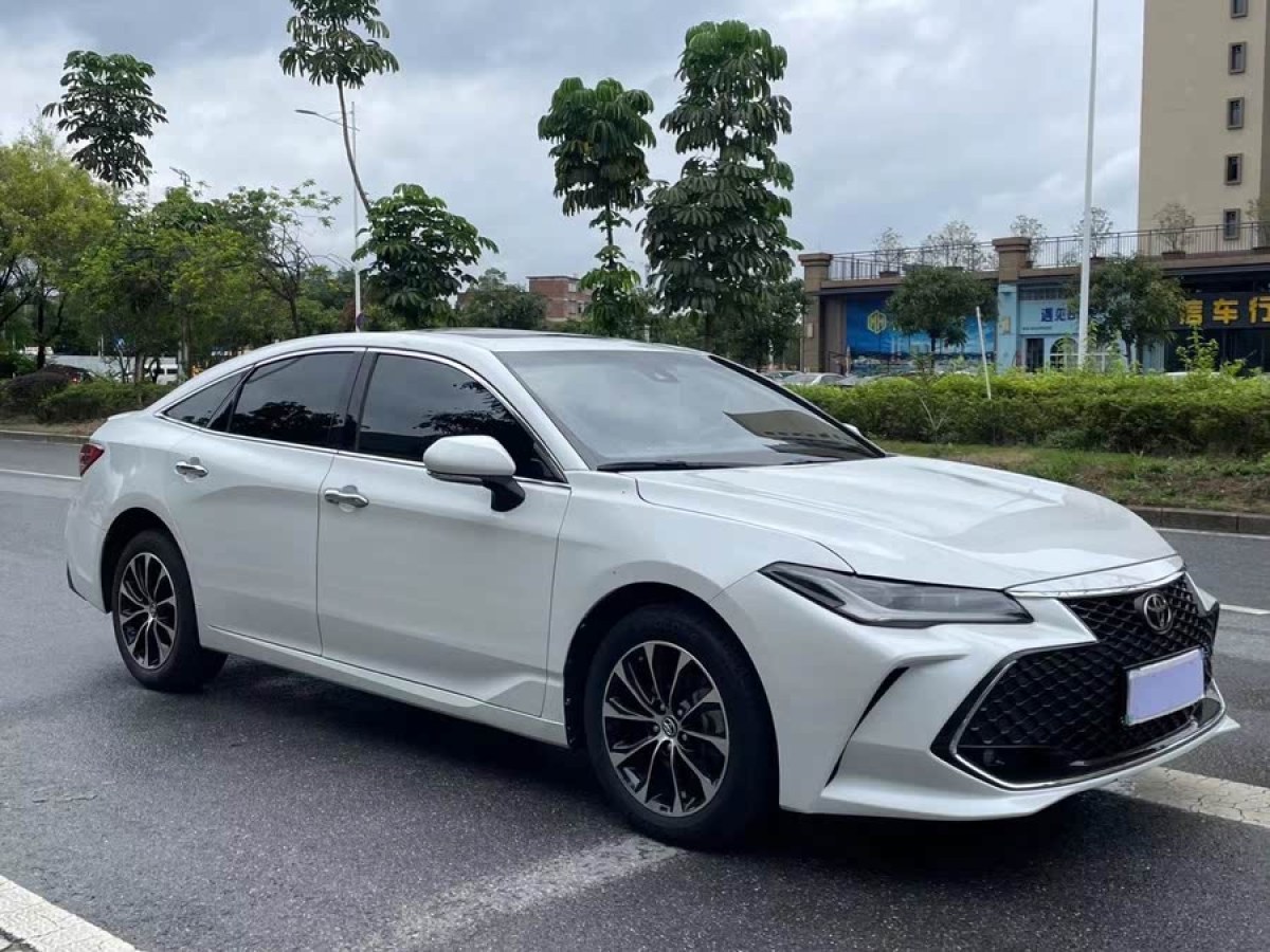 豐田 亞洲龍  2023款 2.5L 豪華版圖片