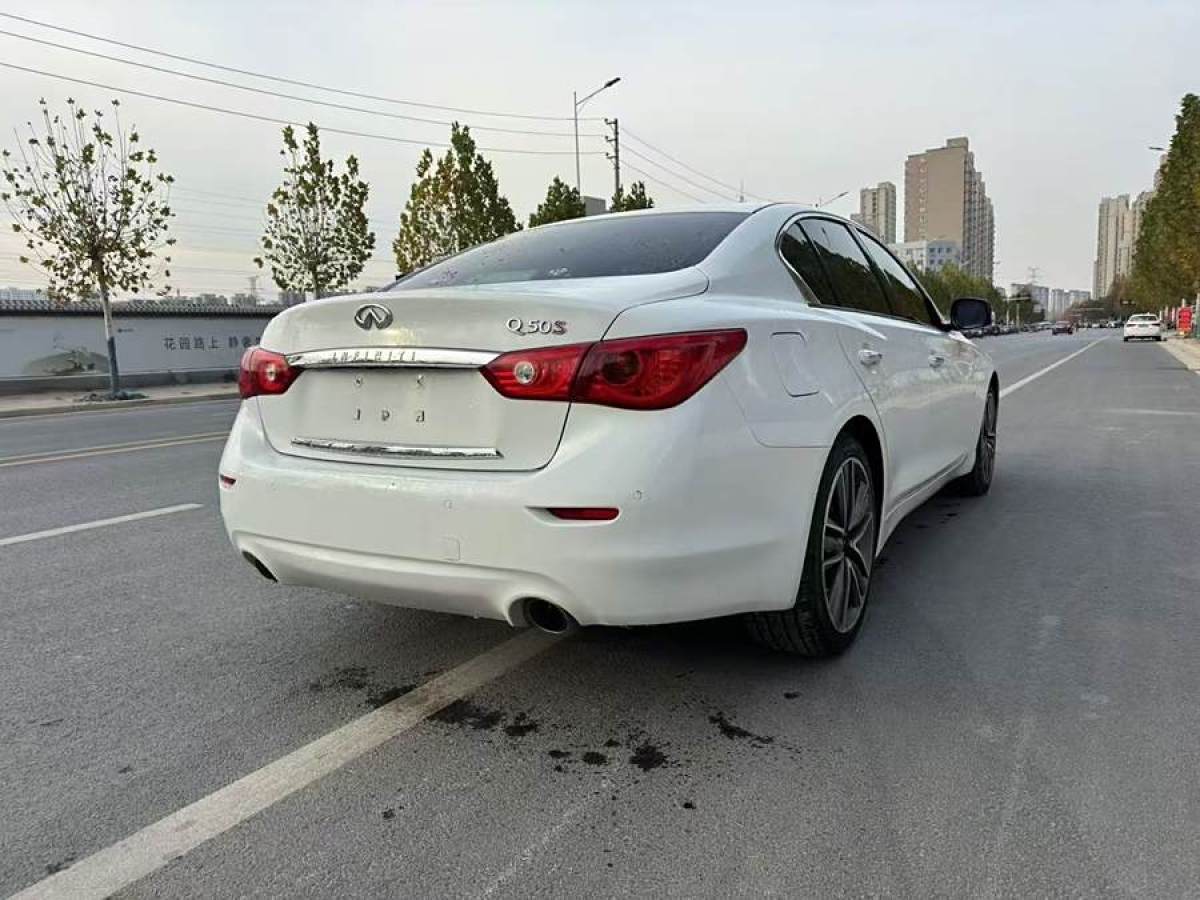 英菲尼迪 Q50  2014款 2.0T 舒適版圖片