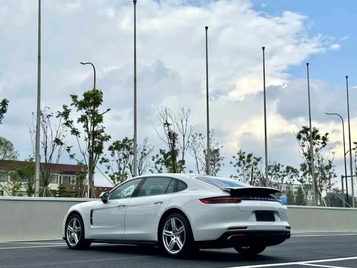 2018年1月保時捷 Panamera新能源  2018款 Panamera 4 E-Hybrid 2.9T