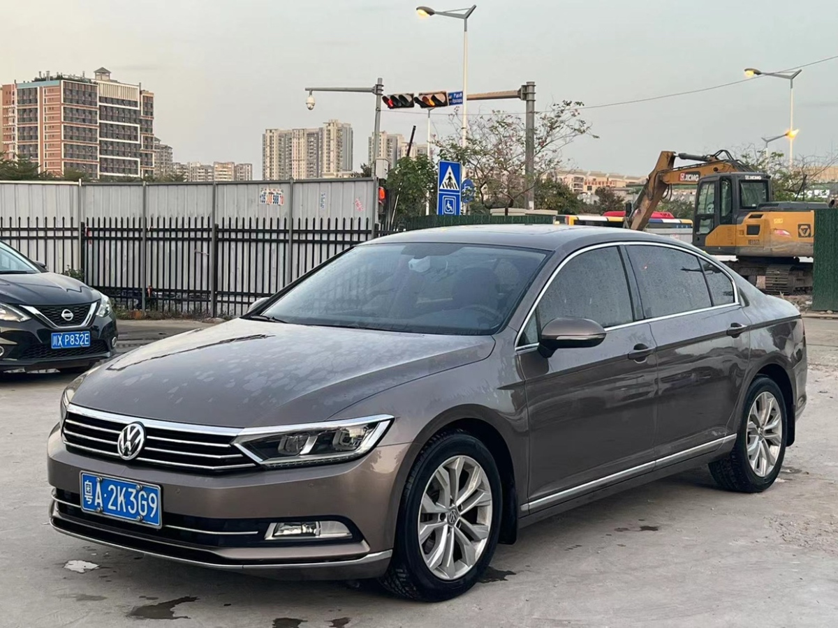 大众 迈腾  2017款 330tsi dsg 豪华型图片