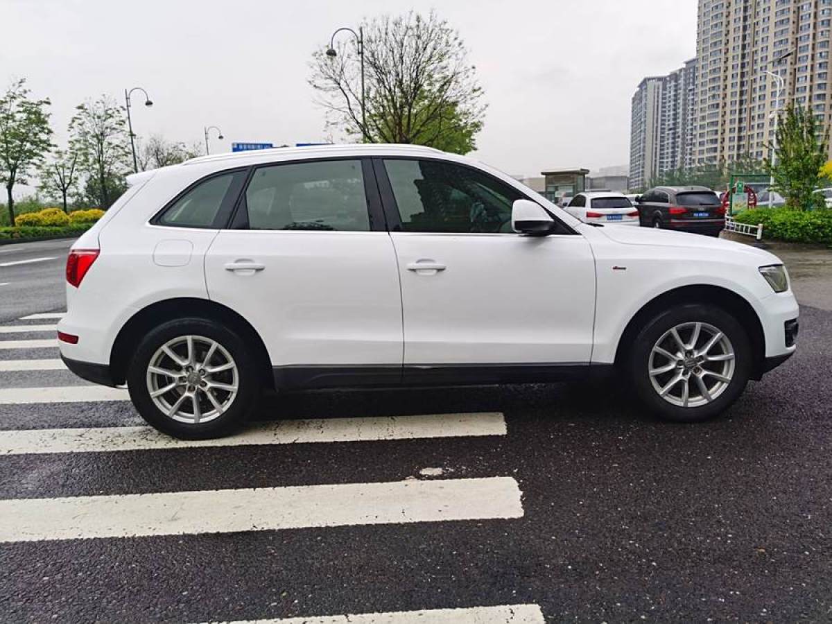 奧迪 奧迪Q5  2011款 2.0TFSI 動(dòng)感型圖片