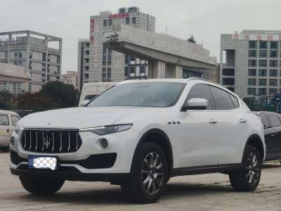 2022年1月 玛莎拉蒂 Levante 3.0T 标准版图片