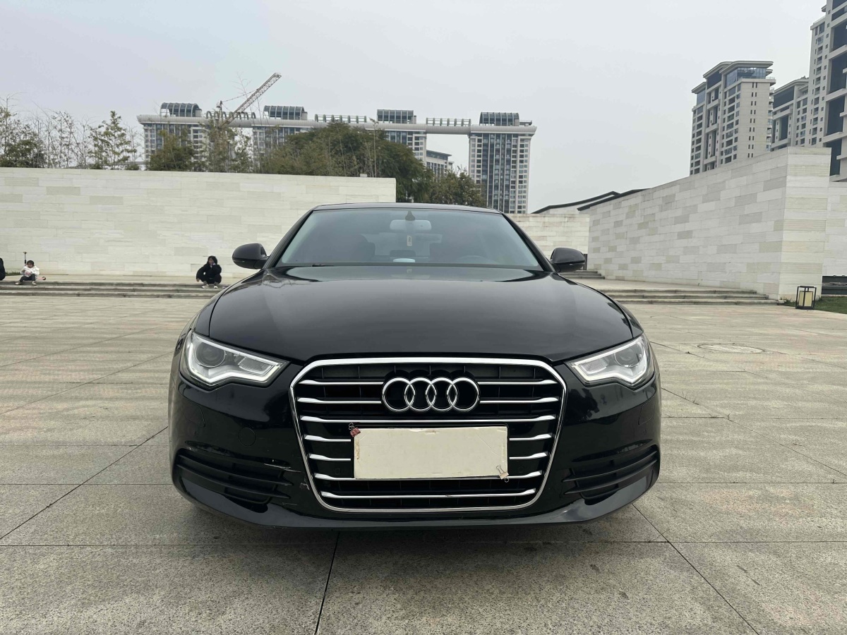 奧迪 奧迪A6L  2014款 TFSI 標(biāo)準(zhǔn)型圖片