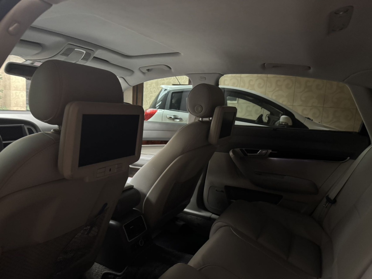 奧迪 奧迪A6L  2009款 3.0 TFSI quattro 豪華型圖片