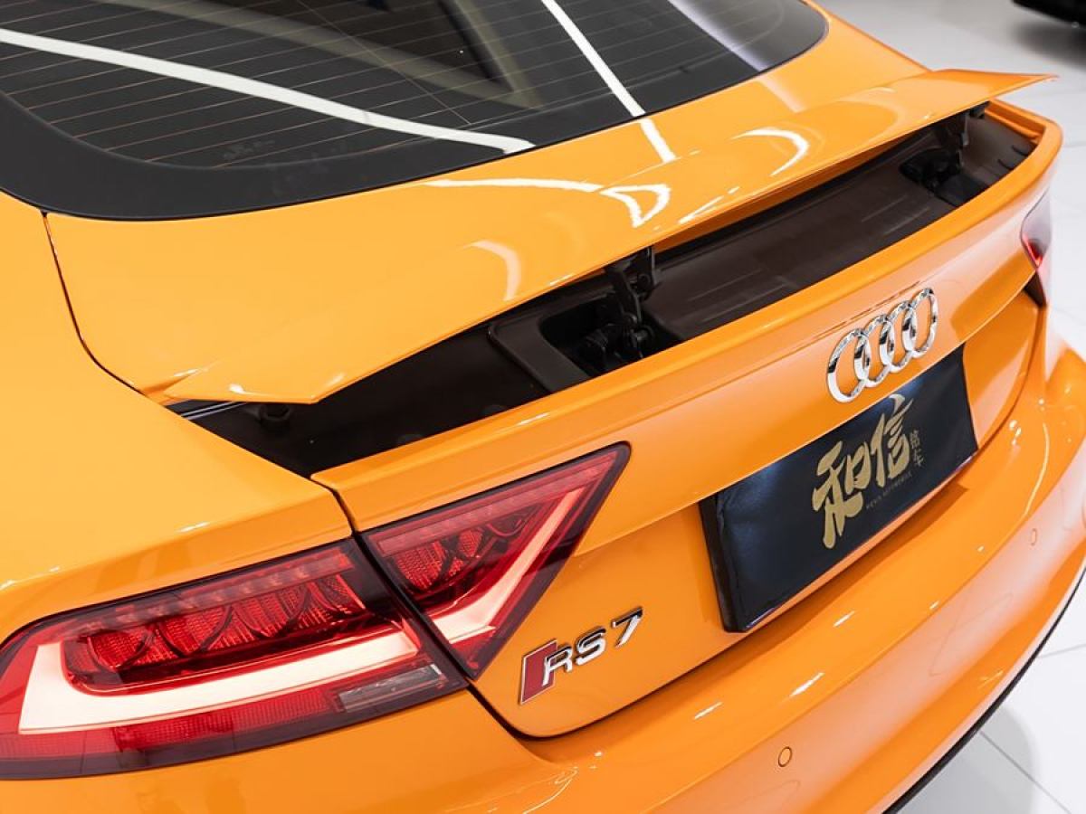 2015年4月奧迪 奧迪RS 7  2014款 RS 7 4.0T Sportback