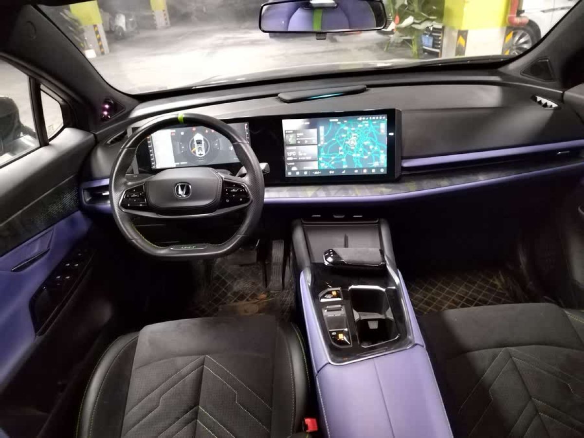 長安 UNI-T  2022款 2.0T 運動版 尊貴型圖片
