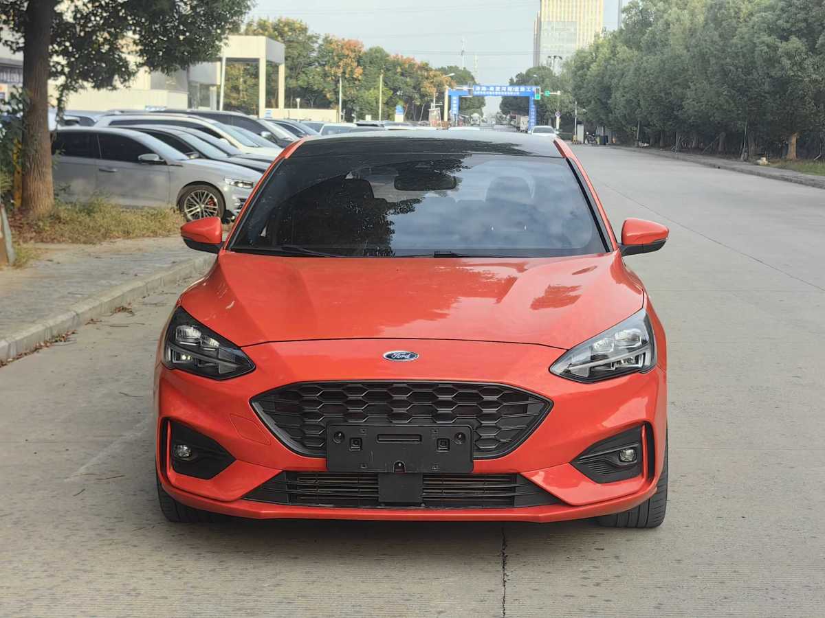 福特 ?？怂? 2020款 兩廂 EcoBoost 180 自動(dòng)ST Line圖片