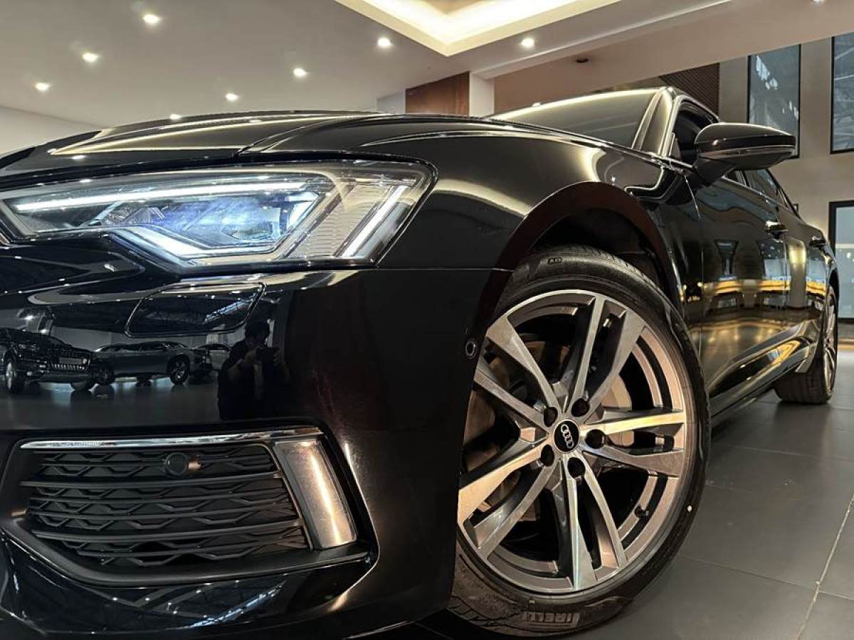 奧迪 奧迪A6L  2022款 45 TFSI quattro 臻選致雅型圖片