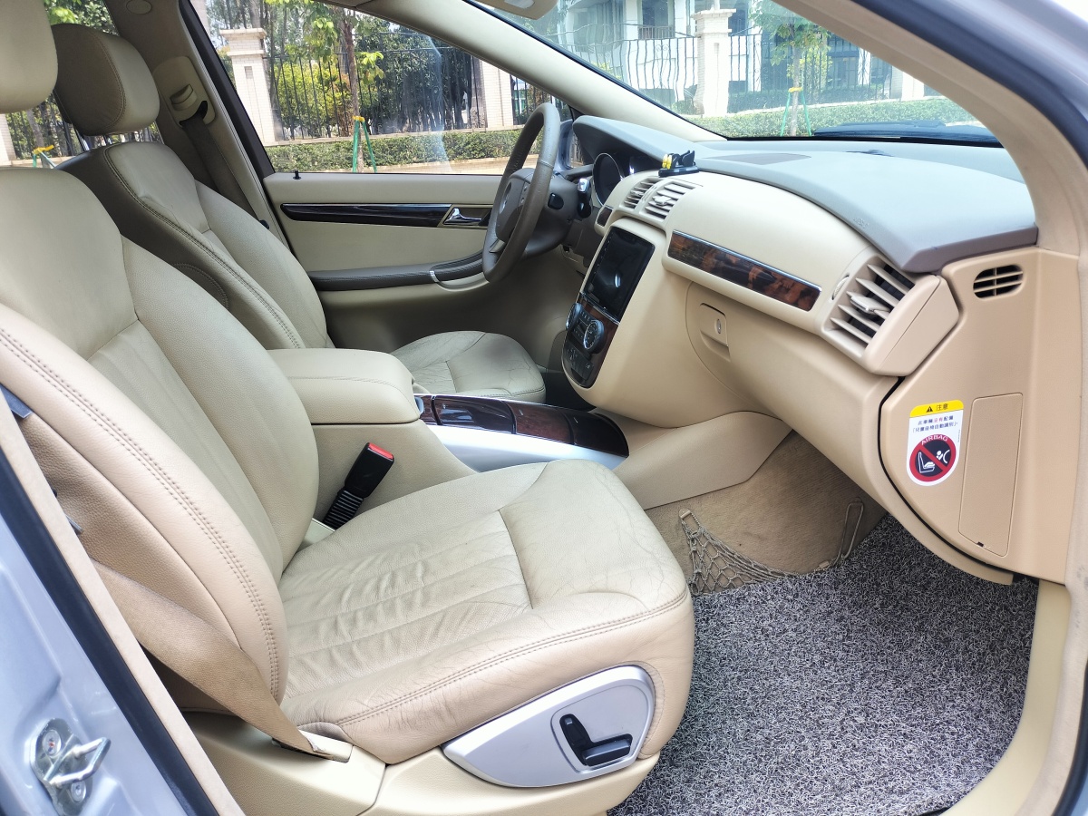 奔馳 奔馳R級  2007款 R 350 L 4MATIC圖片