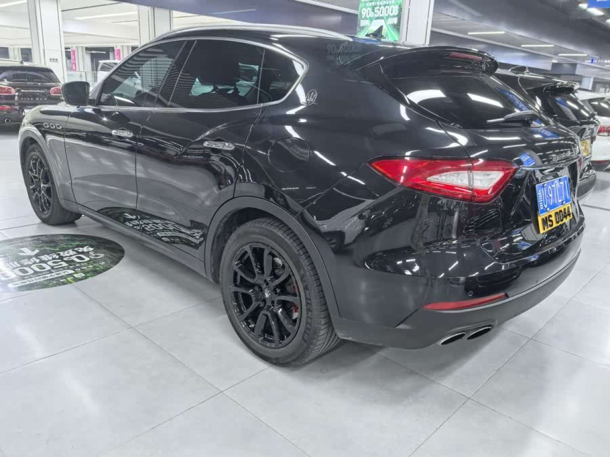 瑪莎拉蒂 Levante  2018款 3.0T 經(jīng)典版圖片