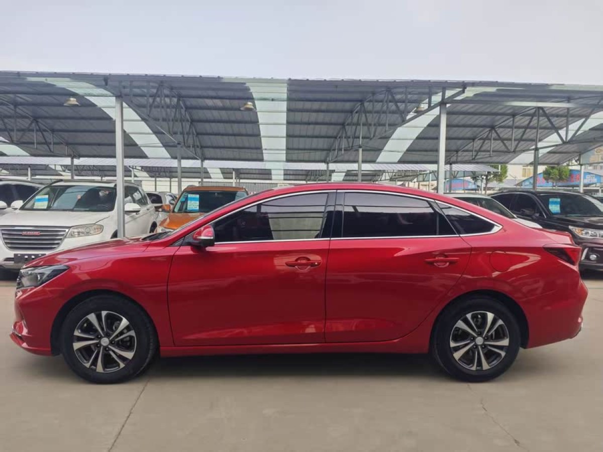 長安 逸動  2021款 PLUS 藍(lán)鯨NE 1.4T GDI DCT尊貴型圖片