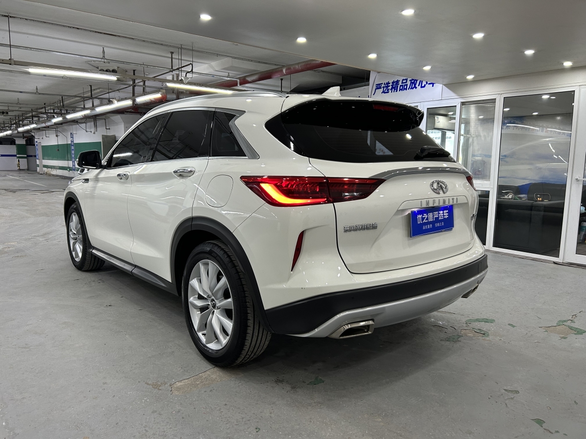 2019年7月英菲尼迪 QX50  2018款 QX50 2.0T CVT两驱时尚版