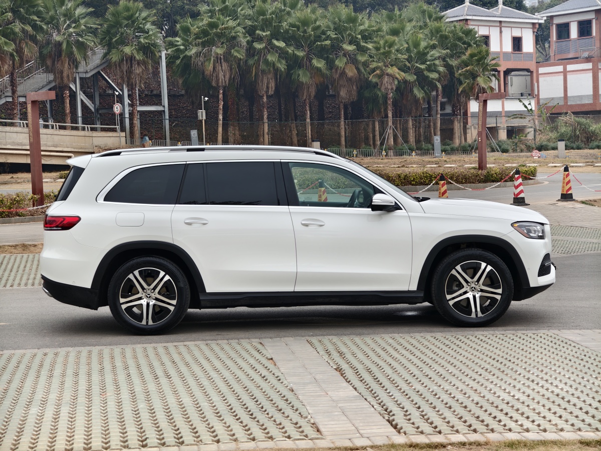 奔馳 奔馳GLS  2022款 改款 GLS 450 4MATIC 豪華型圖片