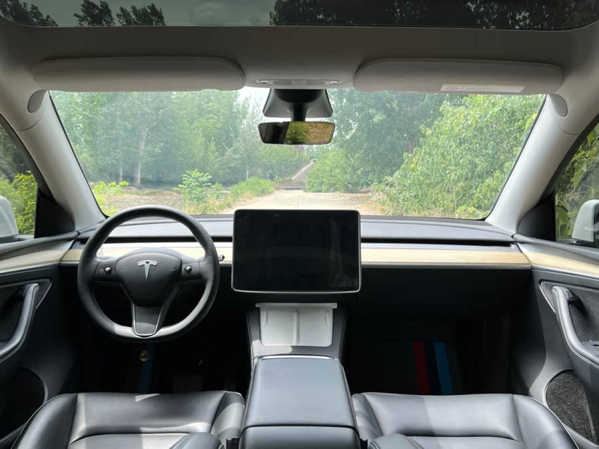 特斯拉 Model Y  2022款 改款 后輪驅(qū)動版圖片