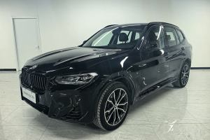 寶馬X3 寶馬 xDrive30i 領(lǐng)先型 M曜夜套裝