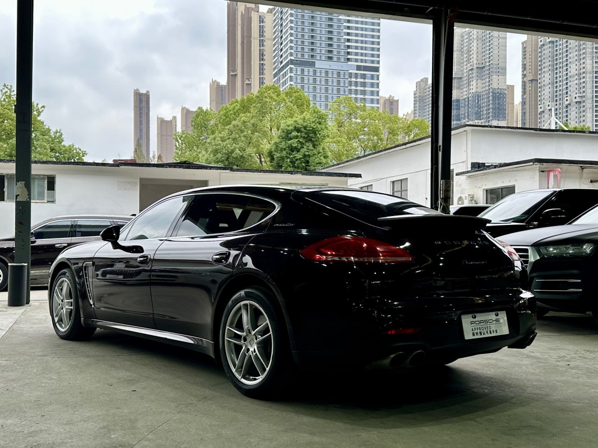 2015年2月保時(shí)捷 Panamera  2014款 Panamera 4 Executive 3.0T