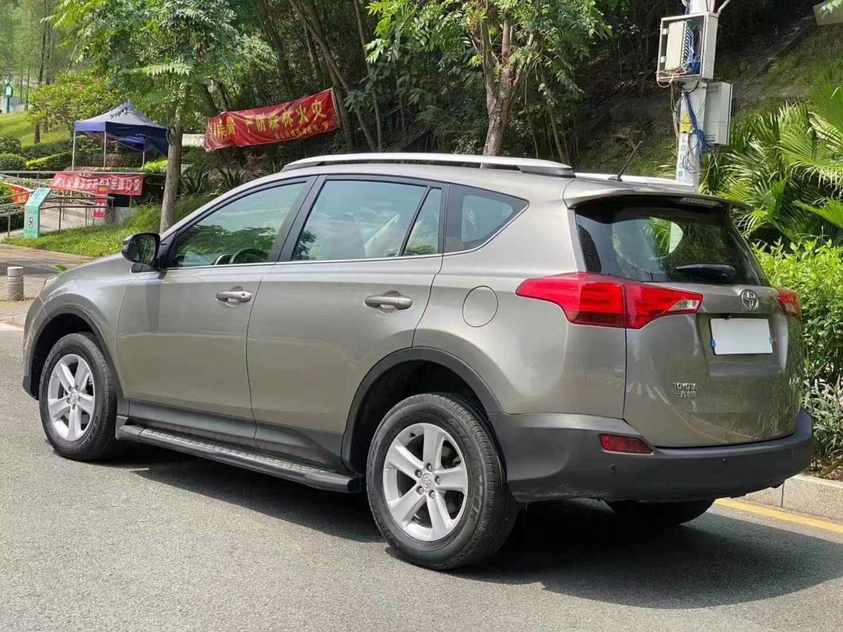 豐田 RAV4 圖片