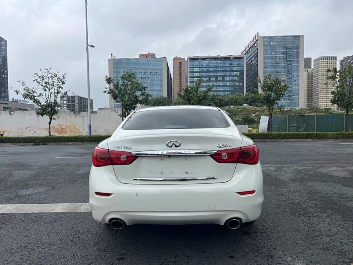 英菲尼迪 Q50L  2016款 2.0T 悅享版圖片