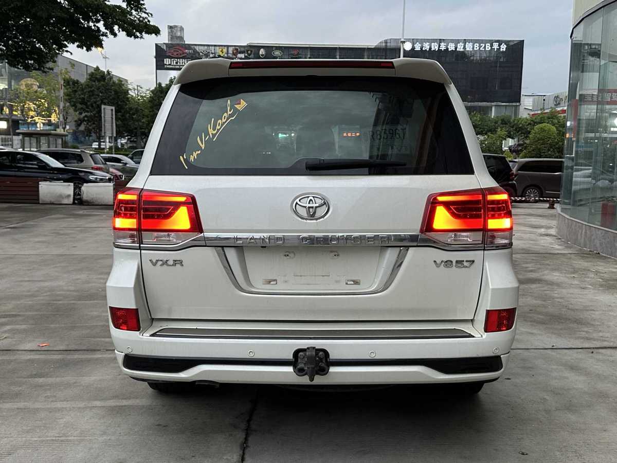 豐田 蘭德酷路澤  2018款 5.7L VX-R 12氣 底升(中東版)圖片