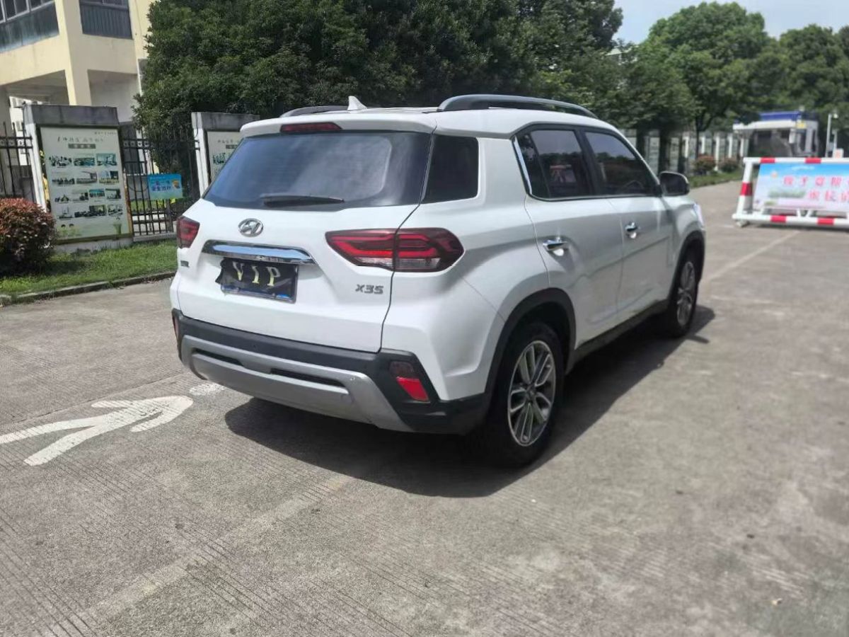 現(xiàn)代 ix35 圖片
