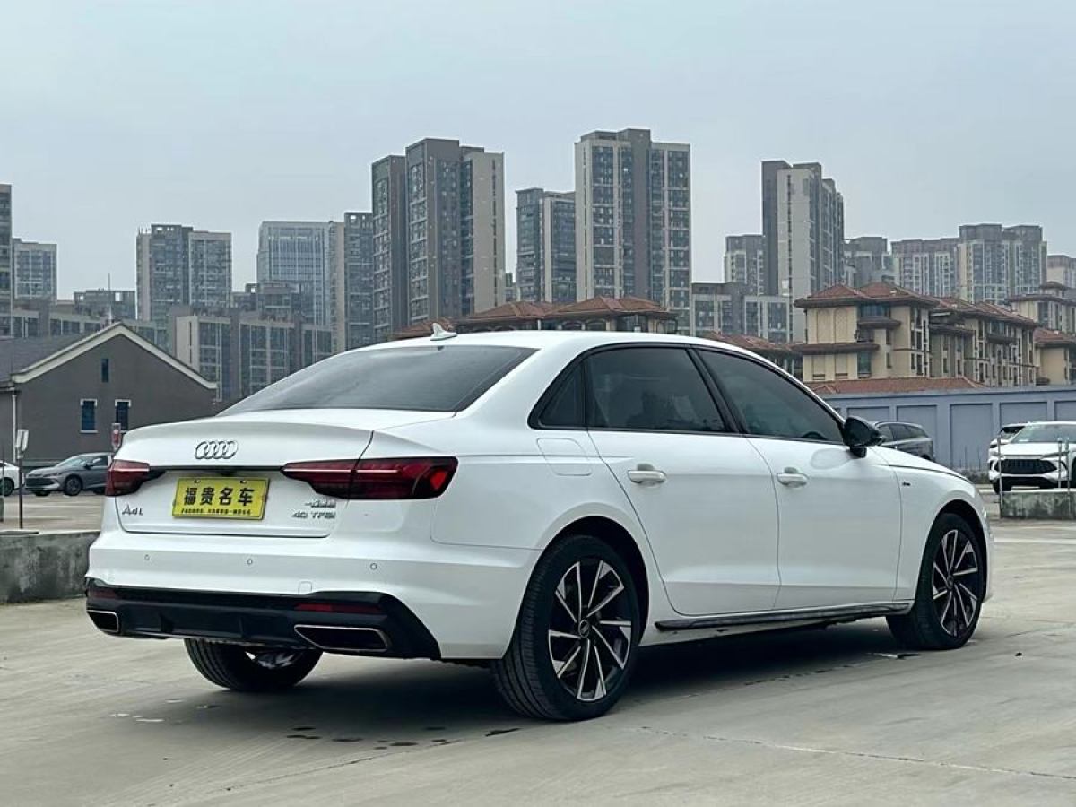 奧迪 奧迪A4L  2023款 40 TFSI 豪華動(dòng)感型圖片