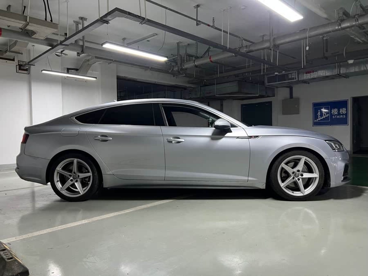 奧迪 奧迪A5  2019款 Sportback 45 TFSI 時(shí)尚型圖片